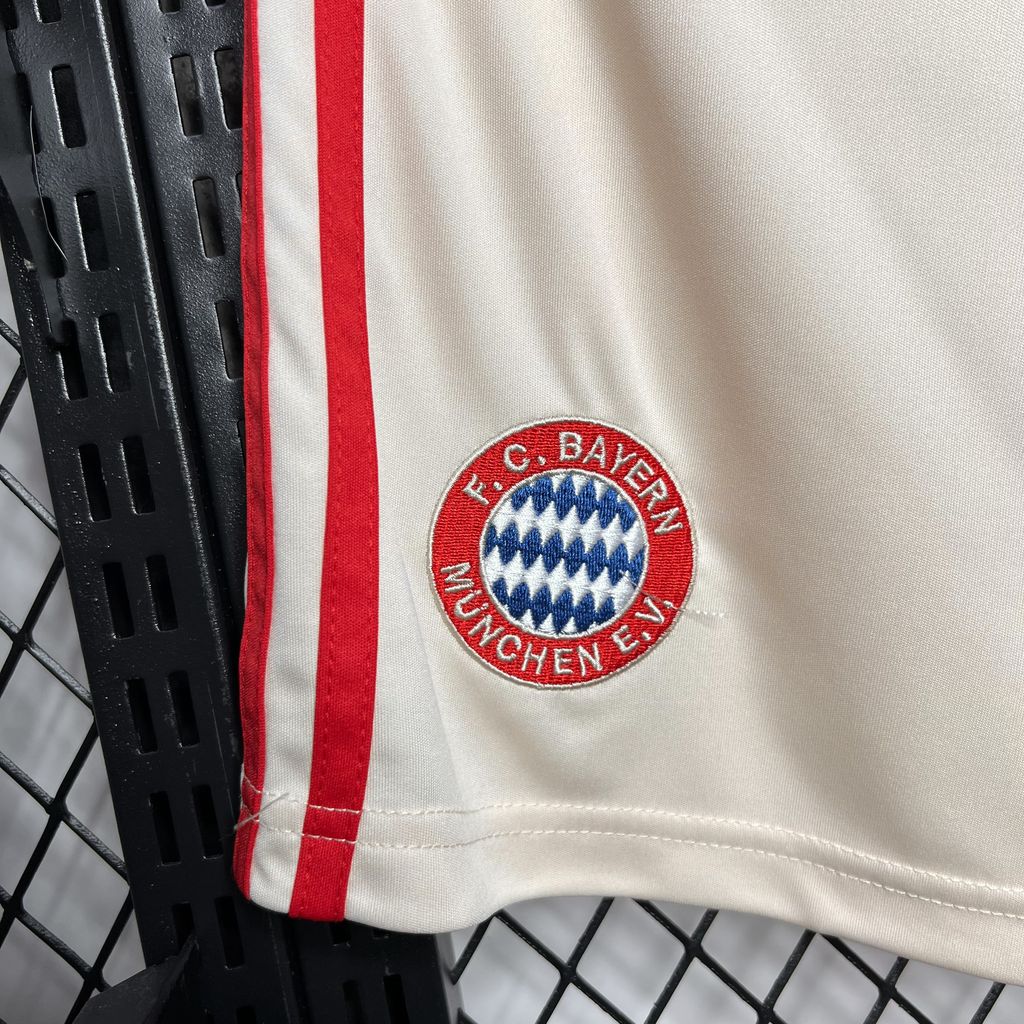 Shorts Bayern Munich 2024/25 Third - vista trasera