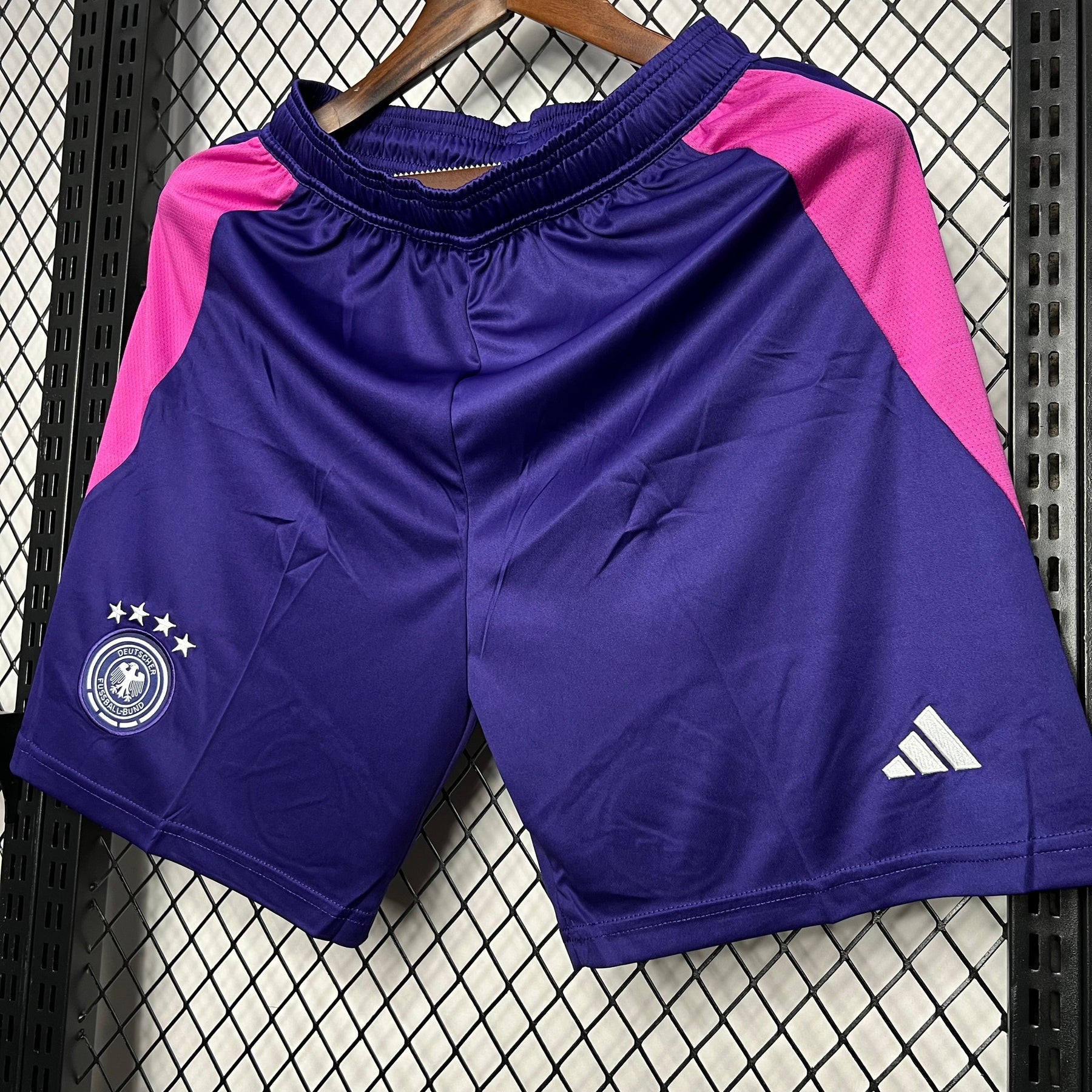 Shorts Alemanha 2024/25 Away - vista trasera