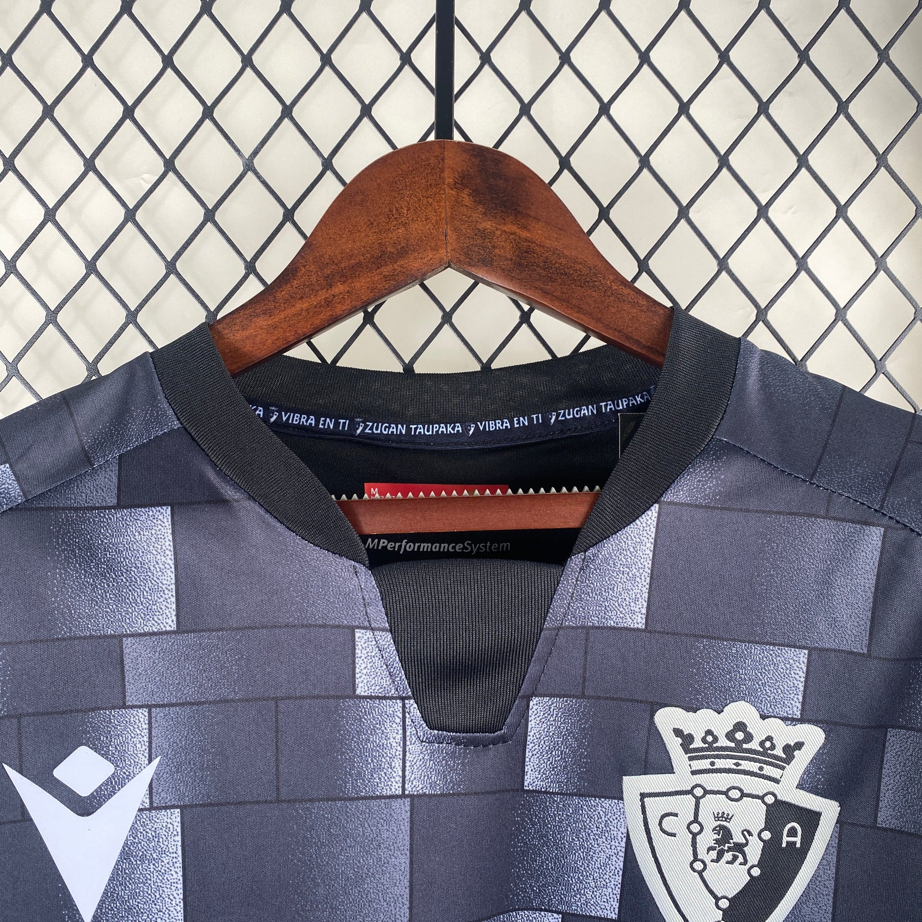 Camiseta do Osasuna 24/25 third - vista trasera