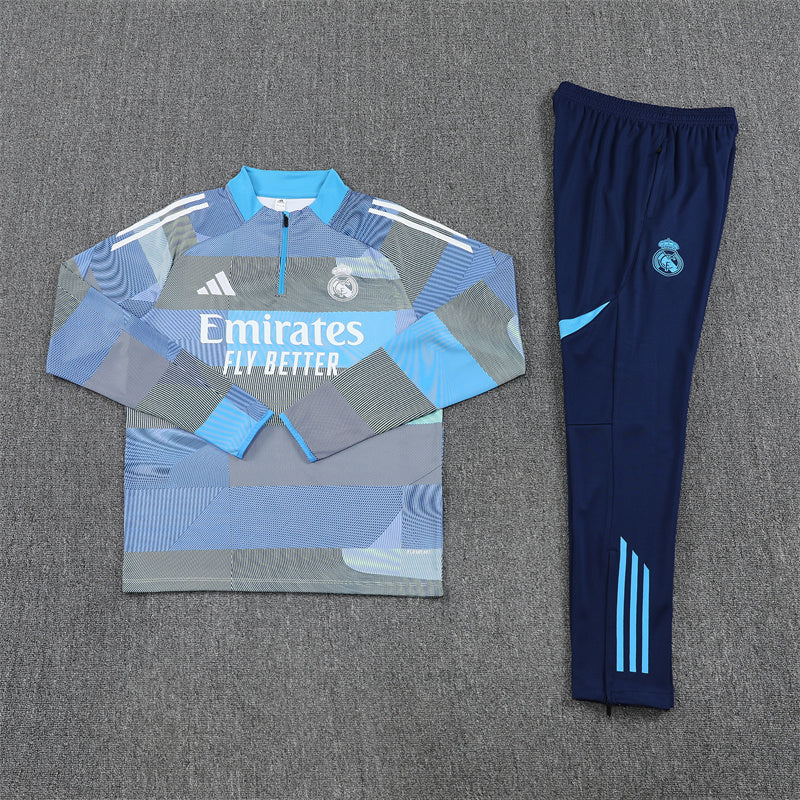 Training Suit Real Madrid 25/26 - Winter - detalle del cuello