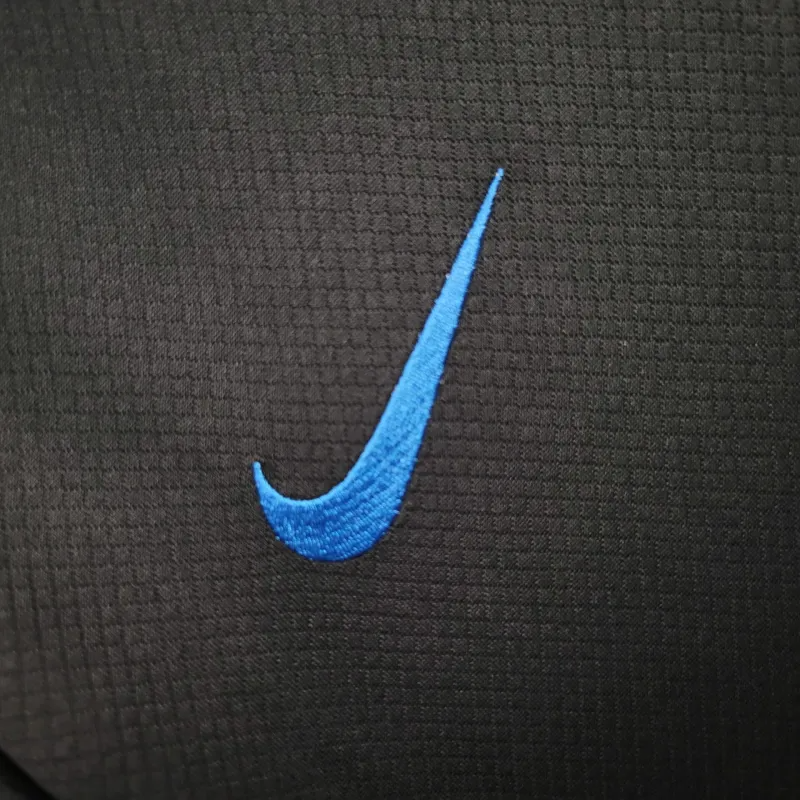 Camiseta da Inglaterra 25/26 - Femenino - detalle del cuello