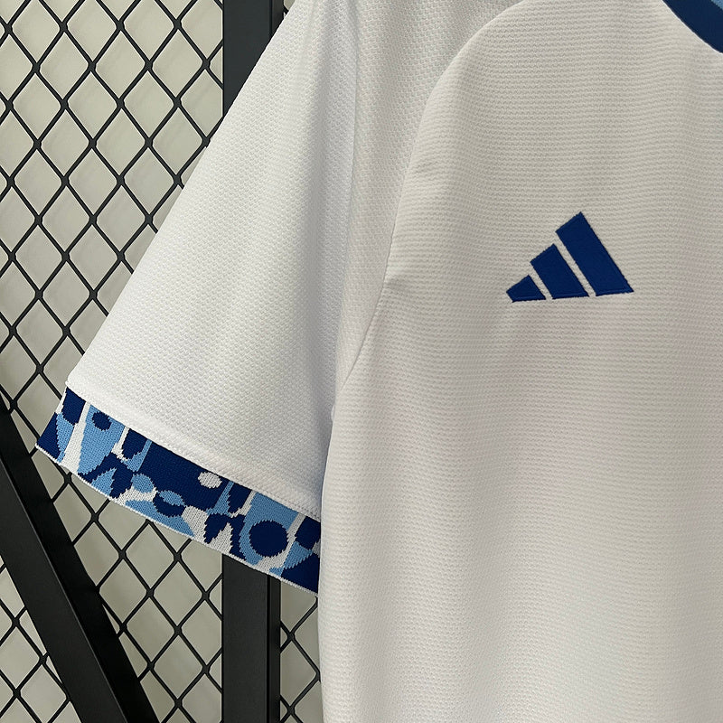 Camiseta 24∕25 Cruzeiro away All sponsors - detalle de la manga