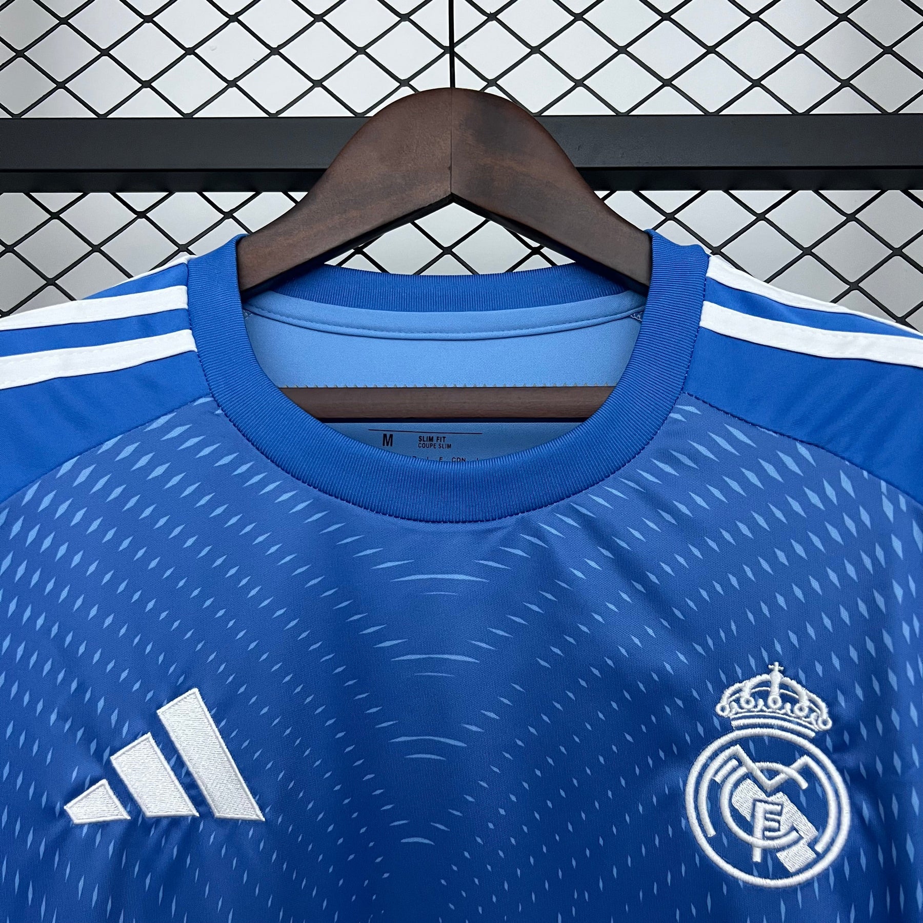 Camiseta Real Madrid 25/26 Special Edition - Azul - vista trasera