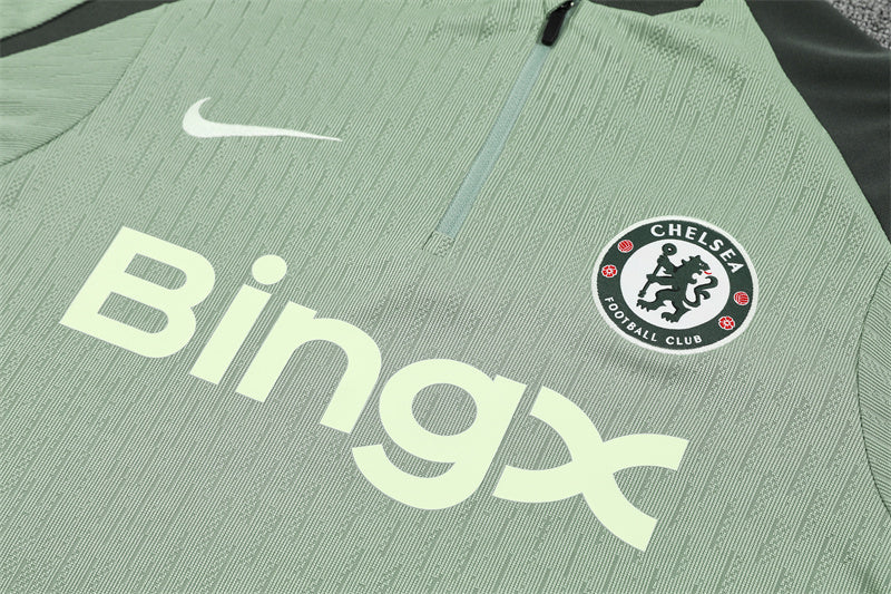 Training Suit Chelsea 25/26 - Winter - detalle de la manga