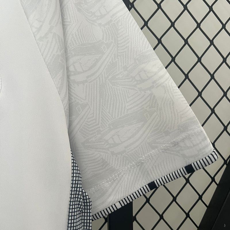 Camiseta 24∕25 Santos home all sponsors - detalle del cuello