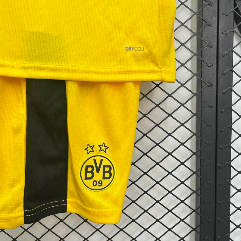 Kids Borussia Dortmund l 25/26 - detalle de la manga
