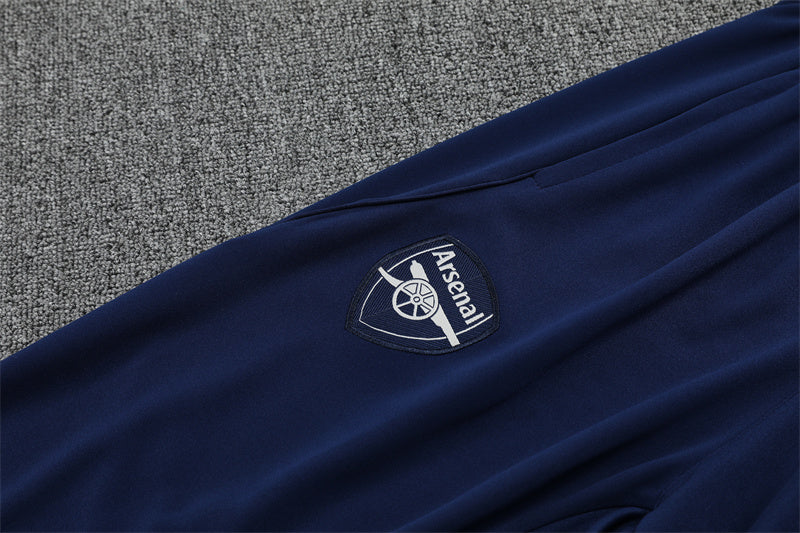 Training Suit Arsenal 25/26 - Winter - detalle del cuello