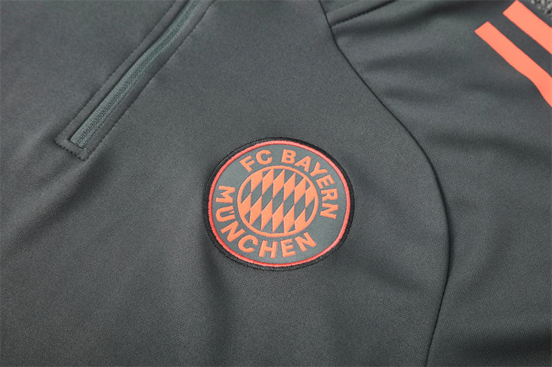 Training Suit Bayern De Munique 25/26 Gray - Winter - foto principal
