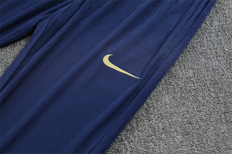 Training Suit Barcelona 25/26 - Winter - detalle del cuello
