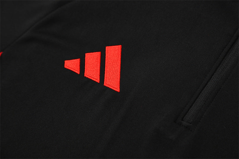 Training Suit Bayern De Munique 25/26 Black - Winter - tejido y acabado