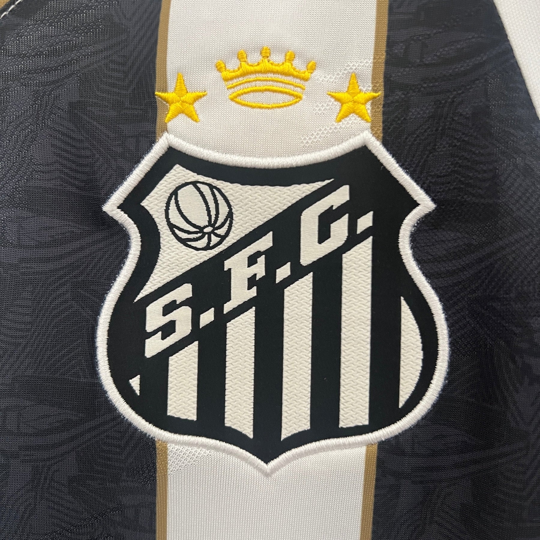 Camiseta 24∕25 Santos away - detalle de la manga