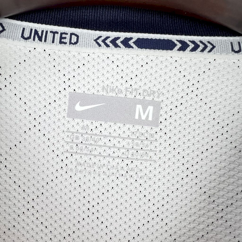 Camiseta do Manchester United Retrô 2007/08 Away - vista trasera