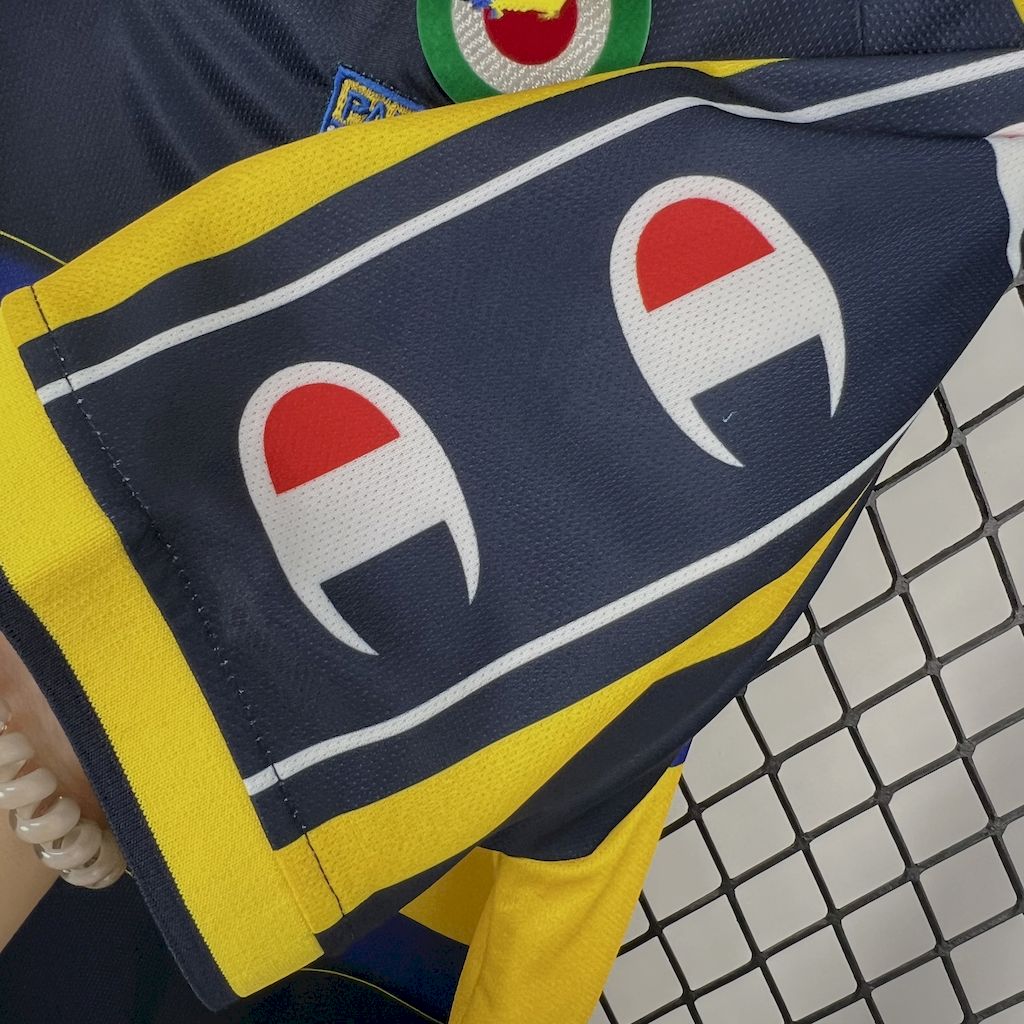 Camiseta Parma Retrô 1999/00 Away Azul e Amarela - tejido y acabado