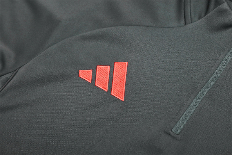 Training Suit Bayern De Munique 25/26 Gray - Winter - vista frontal
