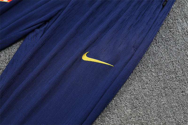 Training Suit Atletico de Madrid 25/26 - Winter - detalle del cuello