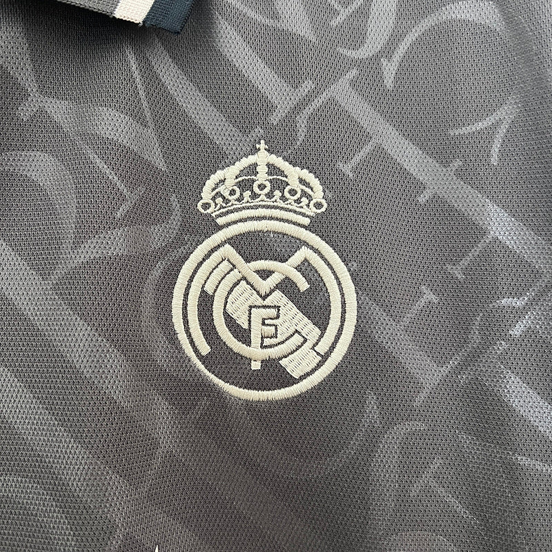 Camiseta 24∕25 Real Madrid third away - detalle de la manga