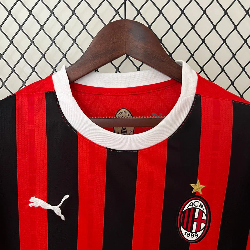 Camiseta 24∕25 AC Milan Home - detalle de la manga