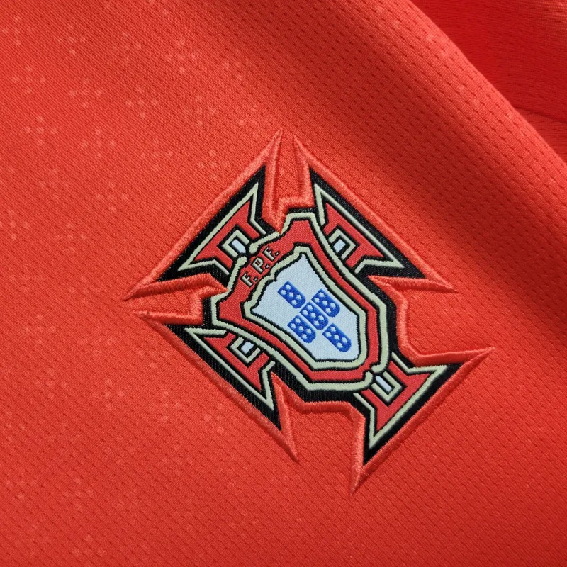 Camiseta Portugal Femenino 25∕26 - Vermelho - detalle del cuello