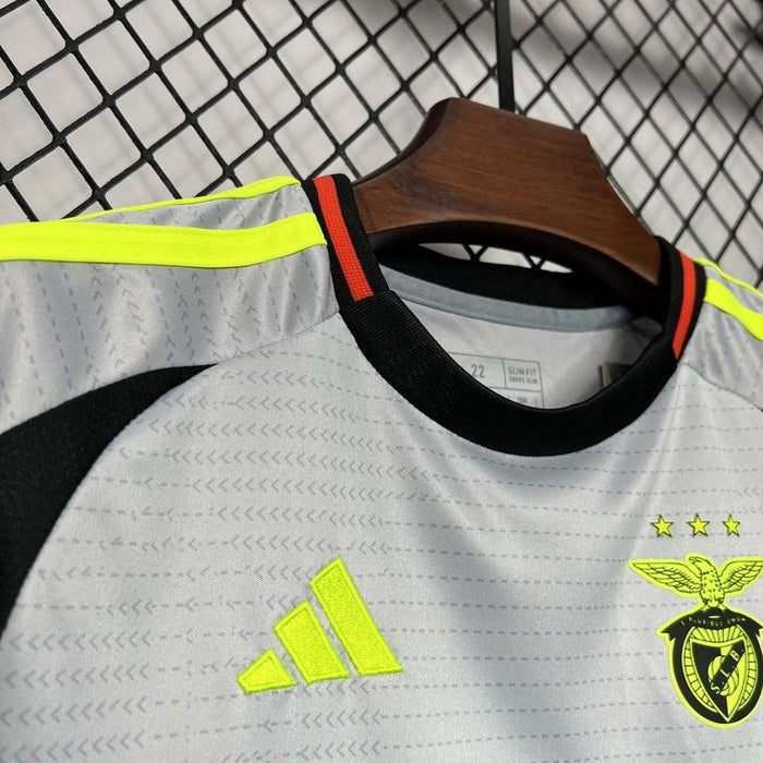 Kids Benfica 24/25 Third - detalle del cuello