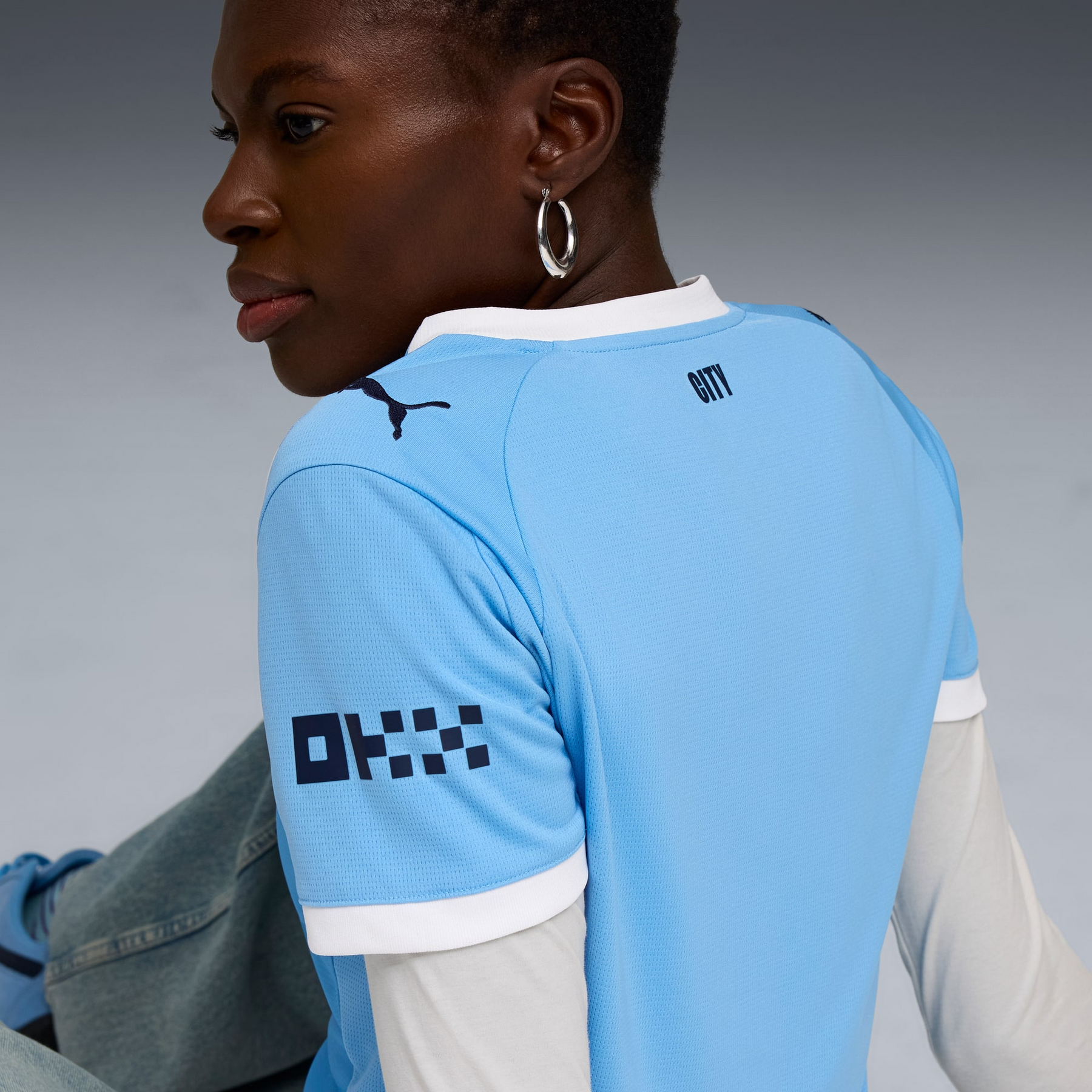 Camiseta Manchester City Femenino 25/26 Home - tejido y acabado