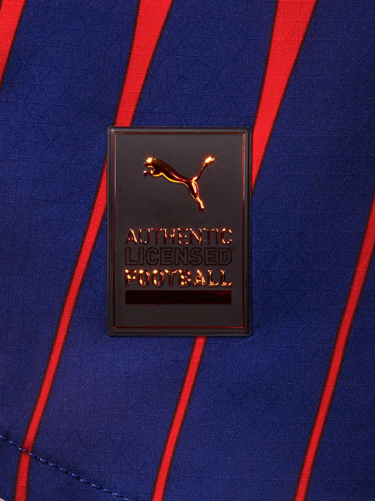 Camiseta Feminina RB Leipzig 25/26 Away - detalle del cuello