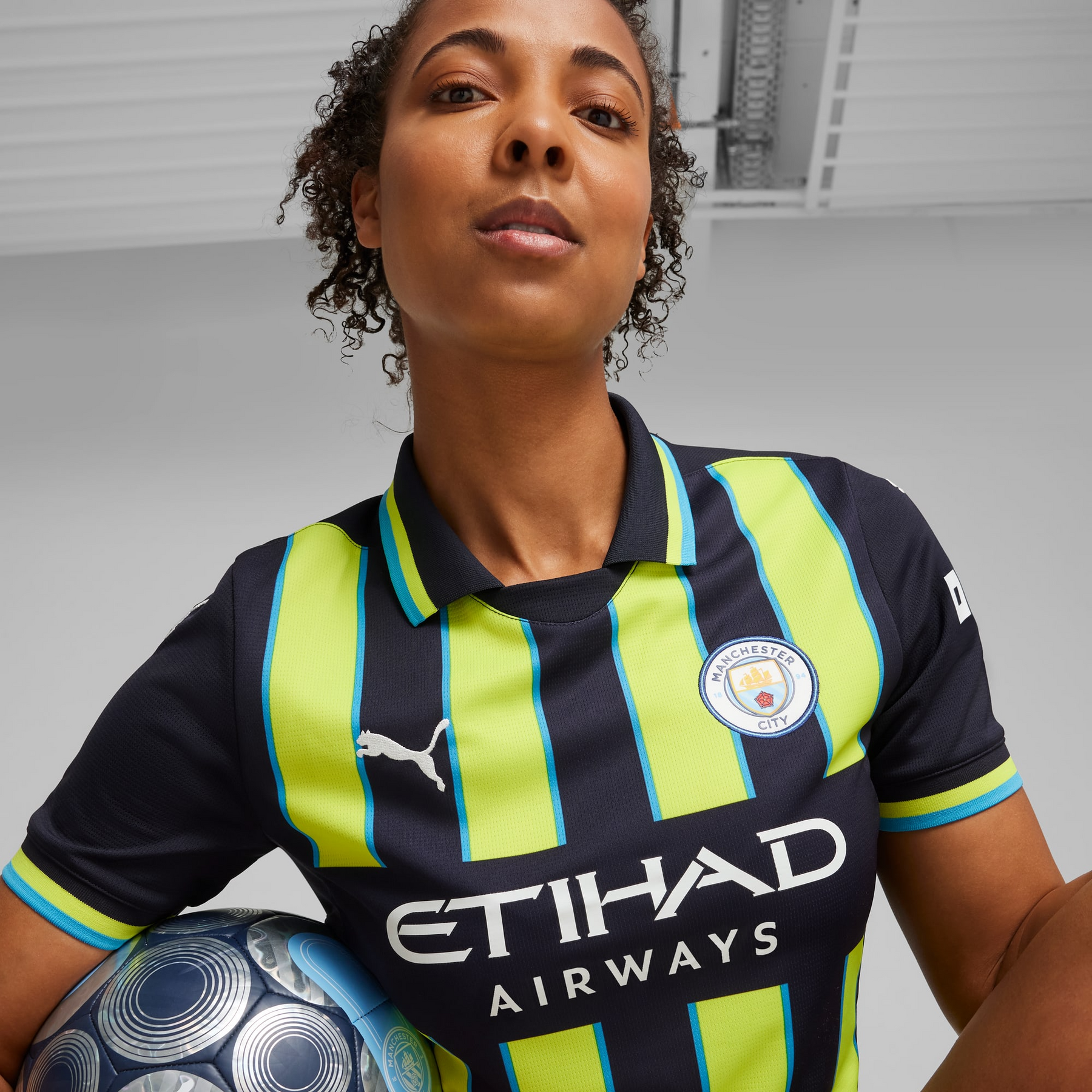 Camiseta Manchester City Femenino 24/25 Away - detalle de la manga