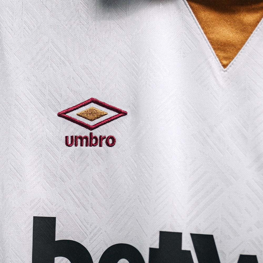 Camiseta West Ham Femenino 24/25 Third - detalle del cuello