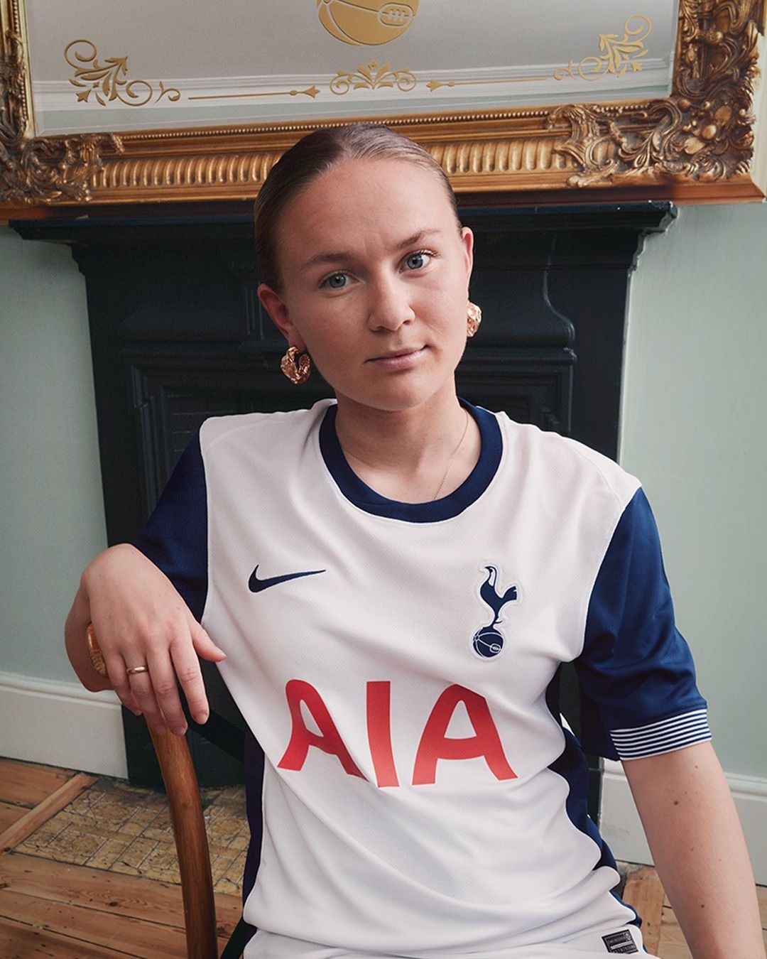 Camiseta Tottenham Femenino 24∕25 Home - vista trasera