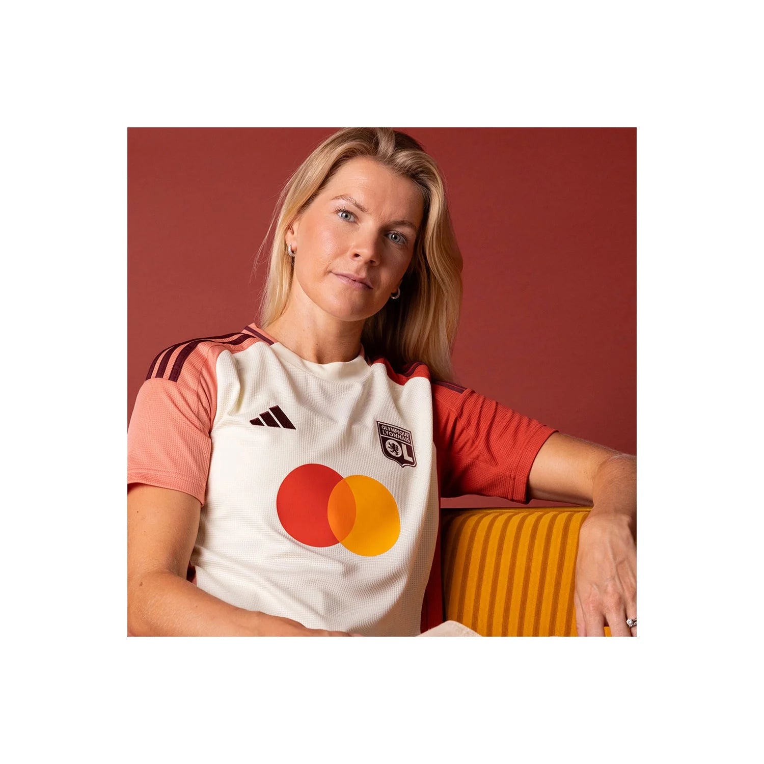 Camiseta Feminina Lyon 24/25 Third - tejido y acabado