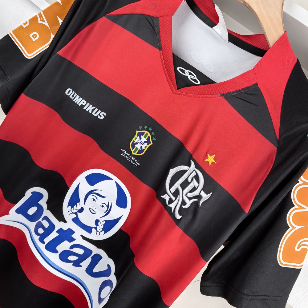 Camiseta Flamengo Retrô 2010 - vista trasera