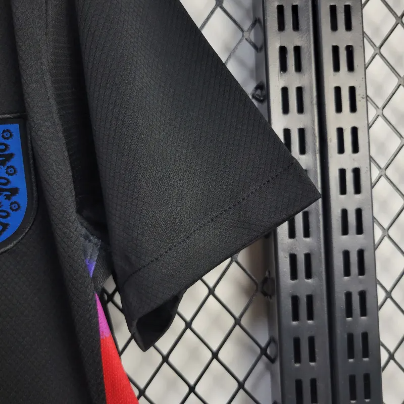 Camiseta da Inglaterra 25/26 - Femenino - detalle de la manga