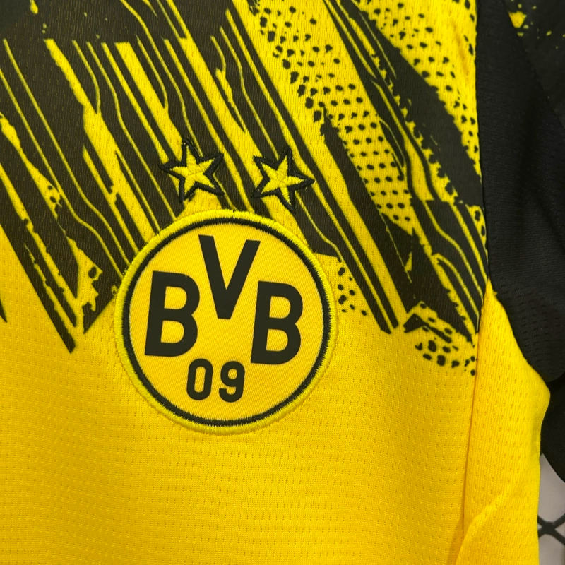 Kids Borussia Dortmund l 25/26 - detalle del cuello