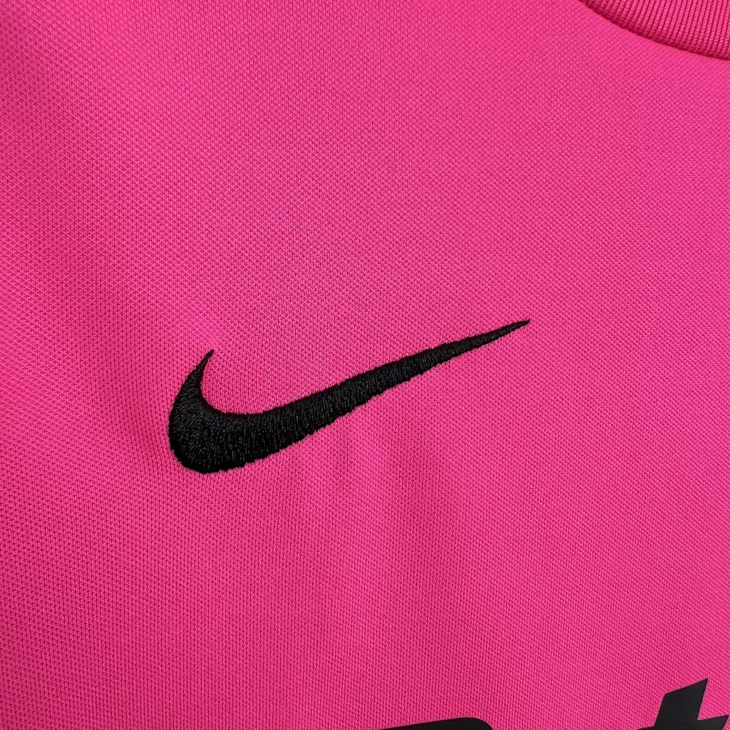 Kids Sporting 2024/25 Pink October - vista trasera