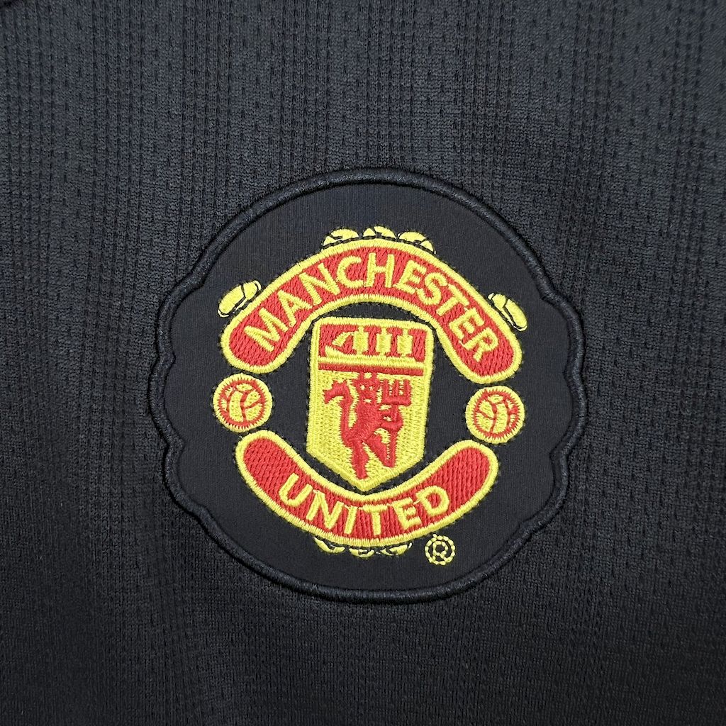 Camiseta do Manchester United Retrô 2007/08 Third - detalle del cuello