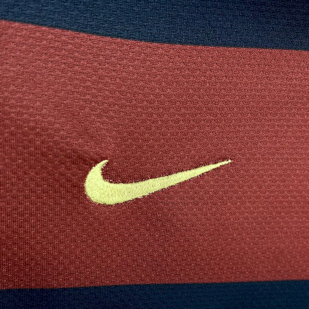 Camiseta do Arsenal Retrô 2007/08 Third - detalle del cuello