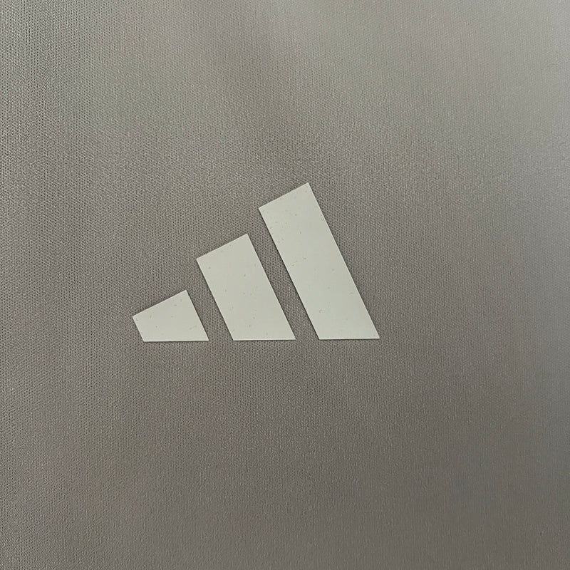 Camiseta 24∕25 Mineiro Athletic Training Suit - detalle del cuello