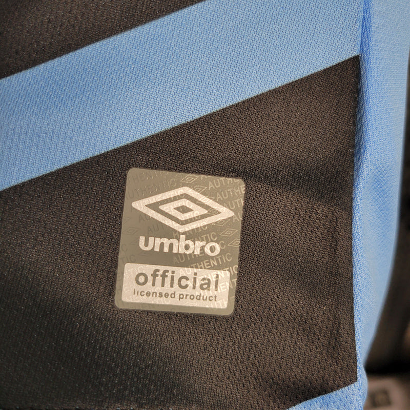Camiseta 23∕24 Athletico Paranaense - Femenino - detalle del cuello