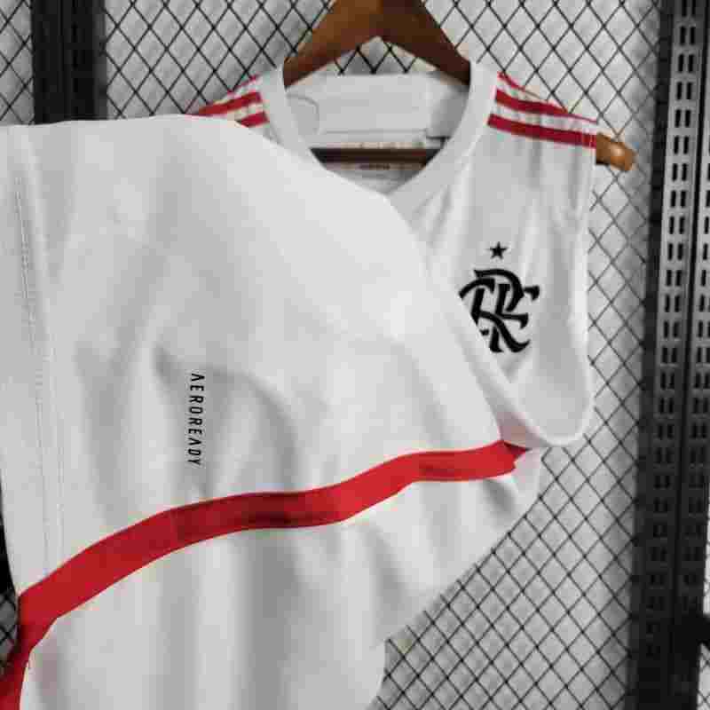 Regata do Flamengo ll 24/25 Branco - vista trasera