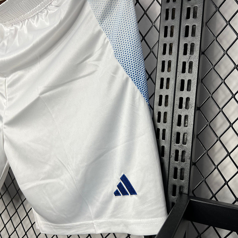 Shorts Italia ll 2024/25 - detalle del cuello