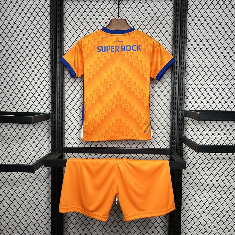 Kids FC Porto ll 24/25 - detalle de la manga