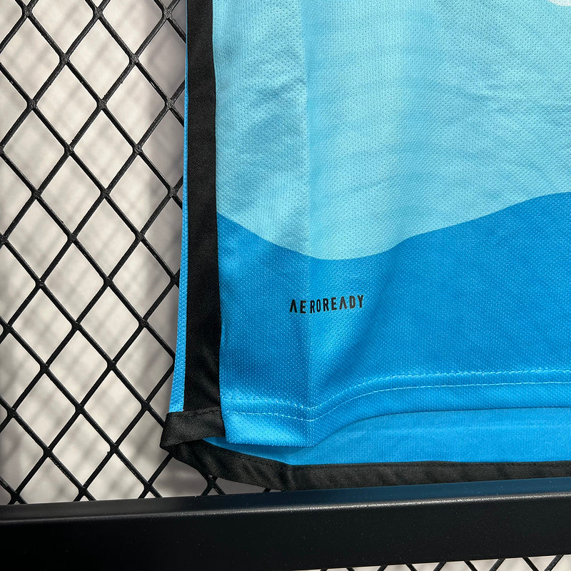 Kids Charlotte Fc l 2024∕25 - detalle del cuello