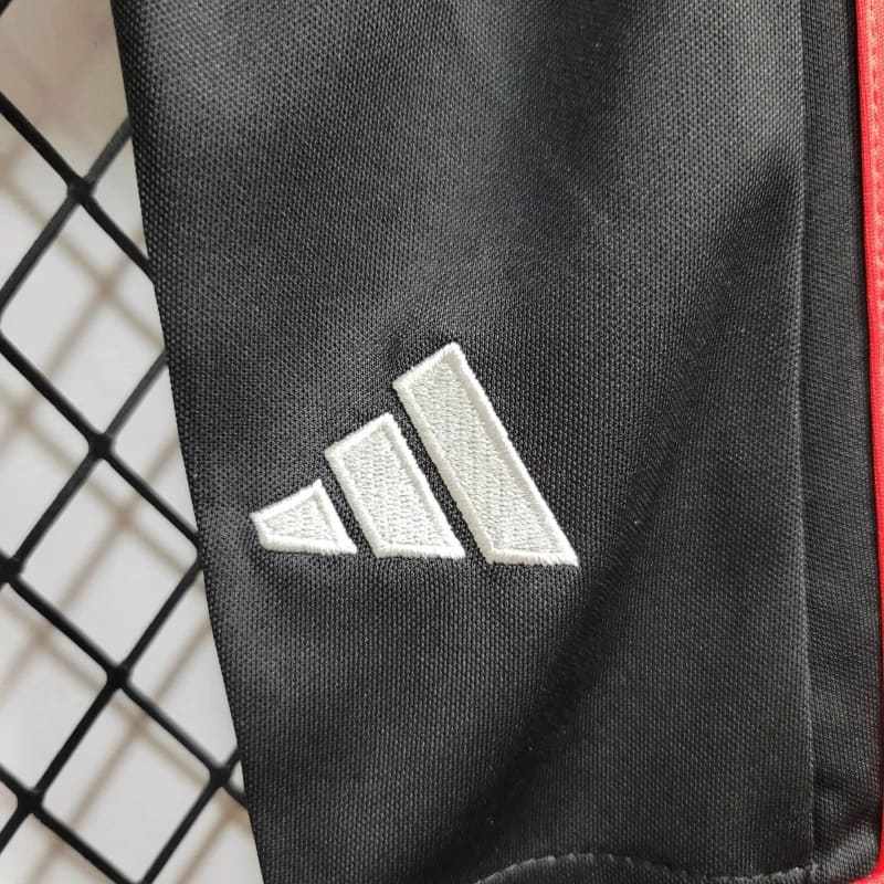 Kids Flamengo ll 2024∕25 - detalle del cuello