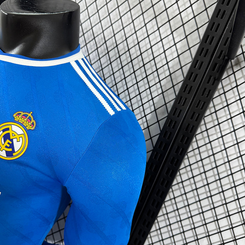 Camiseta Real Madrid 25/26 Player Third - detalle del cuello