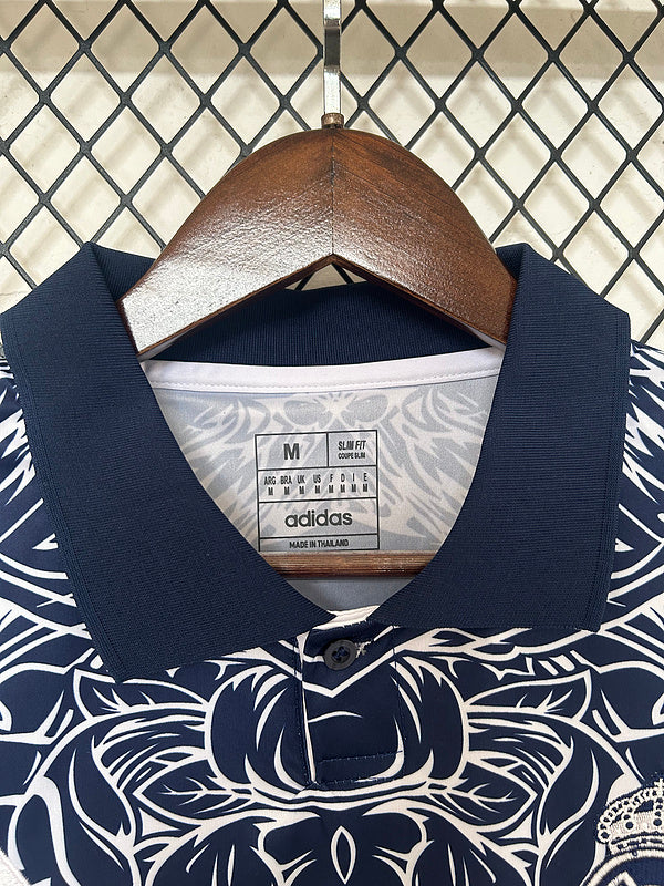 Camiseta Edição Especial Real Madrid 24/25 Adidas - Azul - tejido y acabado