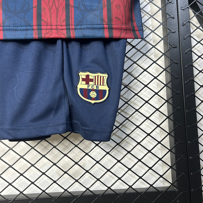 Kids Barcelona l 2025∕26 Special Edition - detalle de la manga