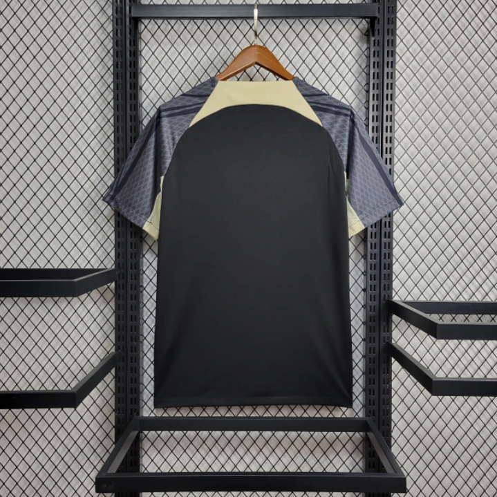 Camiseta 24/25 Corinthians Training- Preto - detalle de la manga