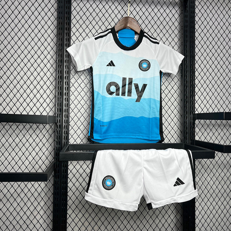 Kids Charlotte Fc l 2024∕25 - detalle de la manga