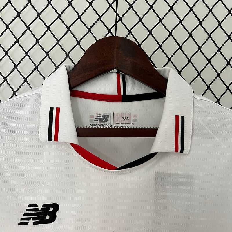 Camiseta Feminina do São Paulo Home I 24/25 - Branco - detalle del cuello