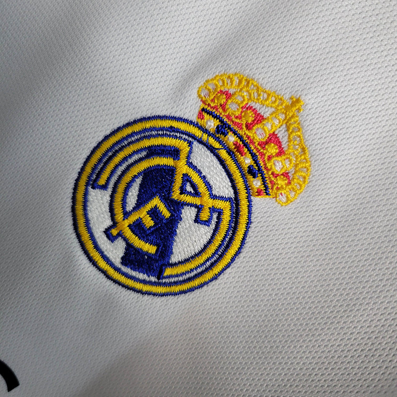 Camiseta 23∕24 Real Madrid l - Femenino - detalle de la manga