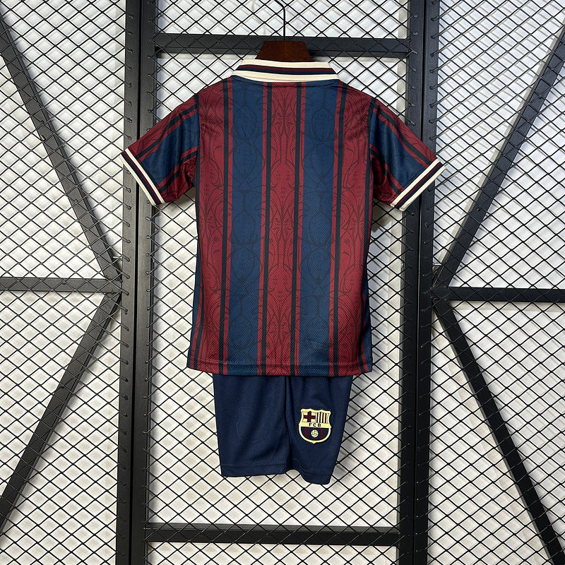 Kids Barcelona l 2025∕26 Special Edition - detalle del cuello